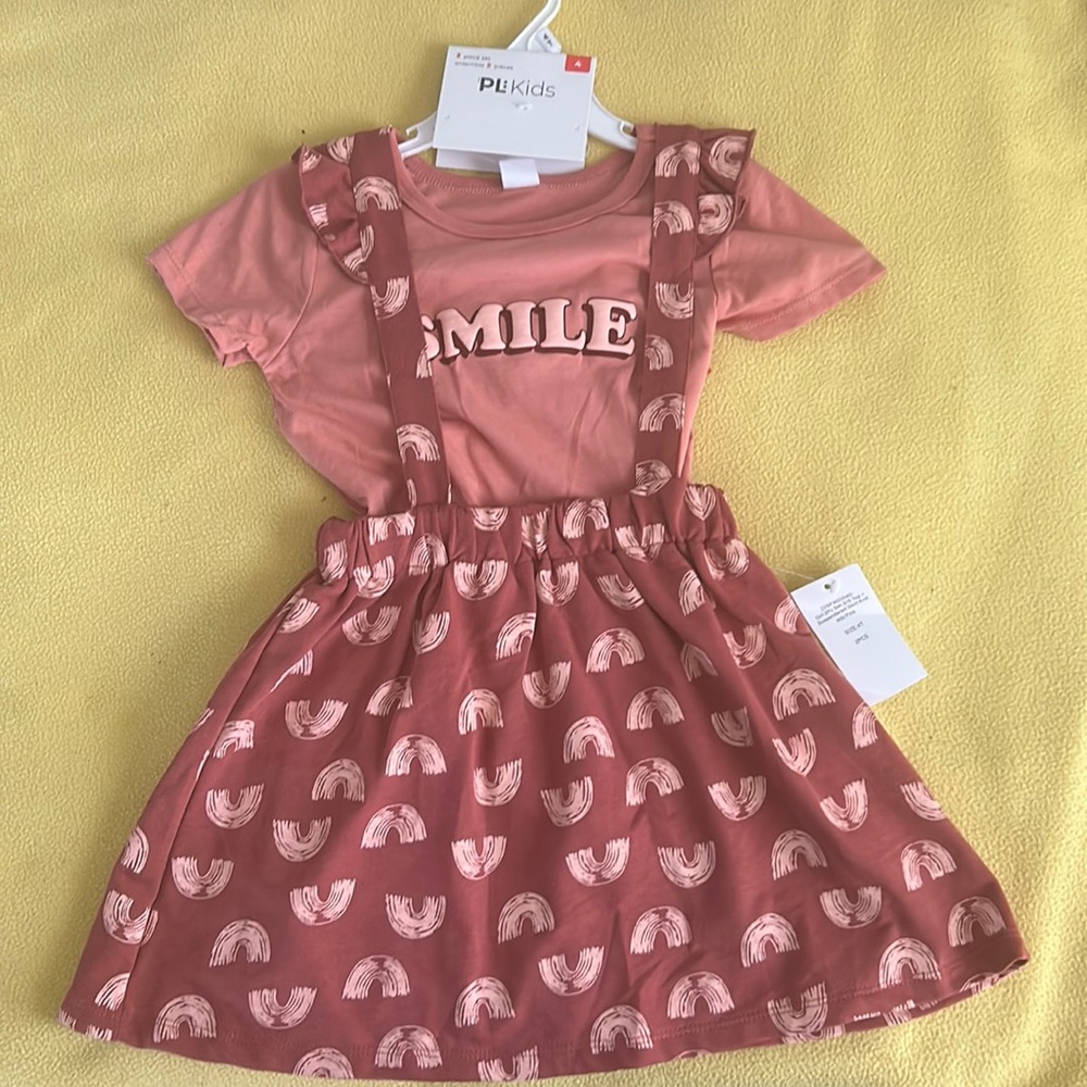 P L Kids 2 piece ensemble set